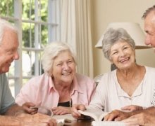 Người cao tuổi - Những điều cần lưu ý khi chăm sóc sức khỏe 